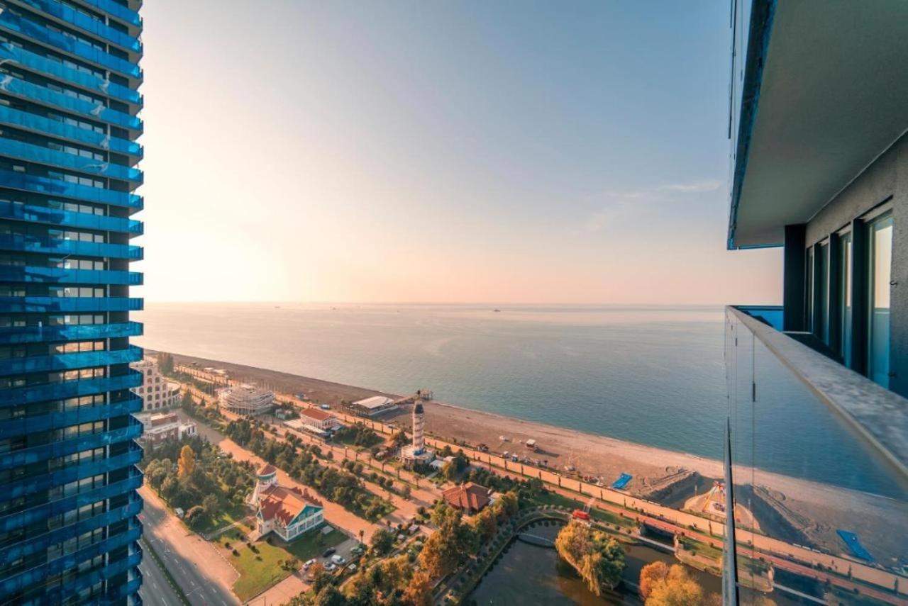 Amazing View Apartments Батуми Екстериор снимка